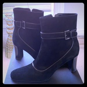 Via Spiga suede black boots